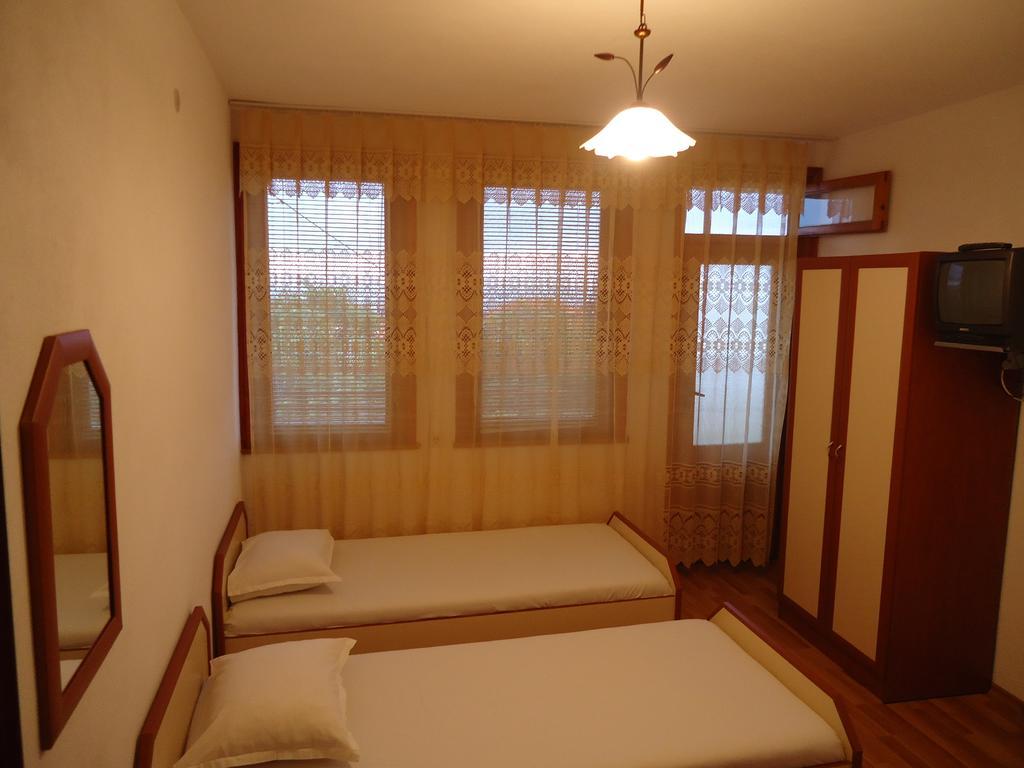 Petrovi Guest House Obzor Bilik gambar